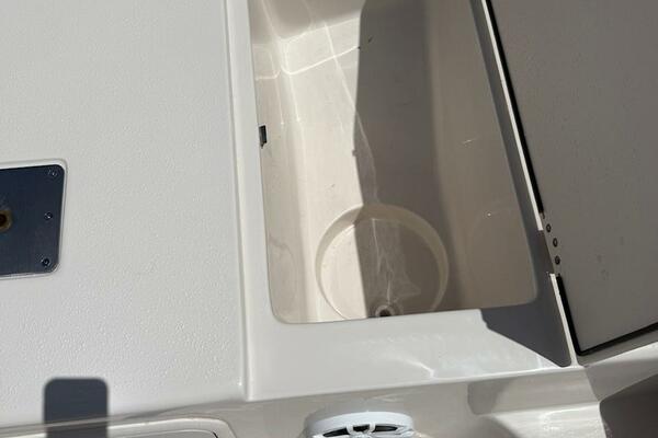 25 LS 25ft Carolina Skiff Yacht For Sale