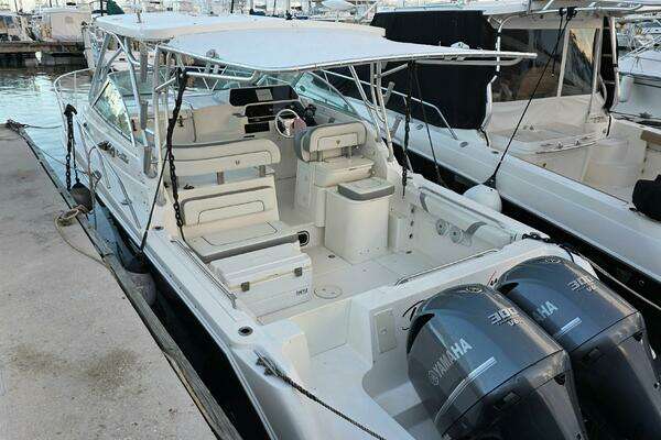 Photo of the 2004 Wellcraft 290 Coastal "Deya-Vu"
