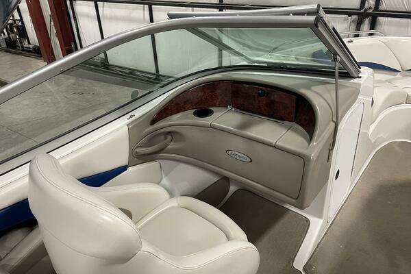 22ft Four Winns Yacht For Sale