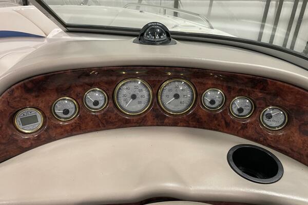 22ft Four Winns Yacht For Sale