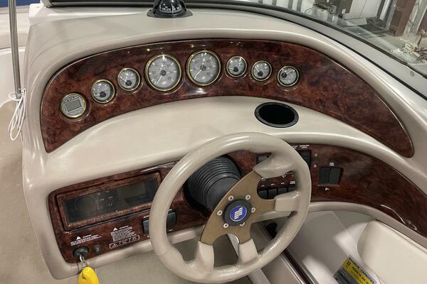 22ft Four Winns Yacht For Sale