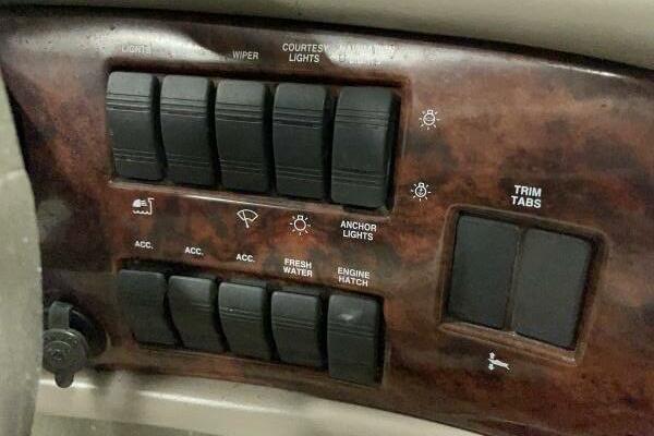 22ft Four Winns Yacht For Sale