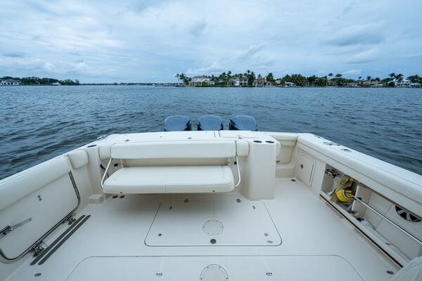 33ft Grady White Yacht For Sale