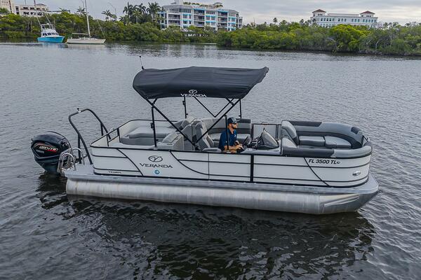 22ft Veranda Yacht For Sale