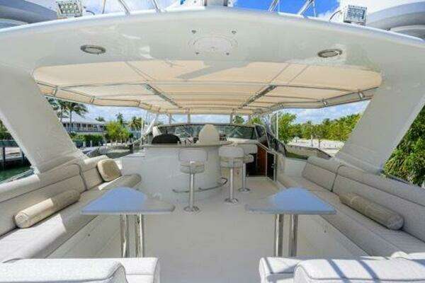 Hatteras 70 Cockpit Yacht For Sale