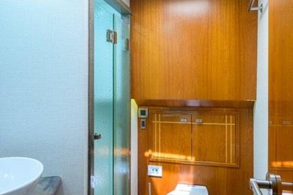 POMBOO 70ft Hatteras Yacht For Sale