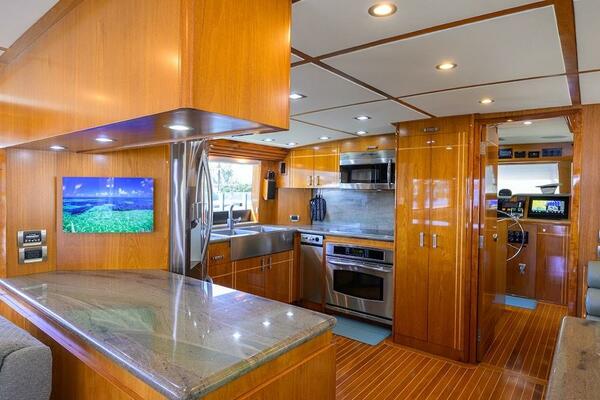 POMBOO 70ft Hatteras Yacht For Sale