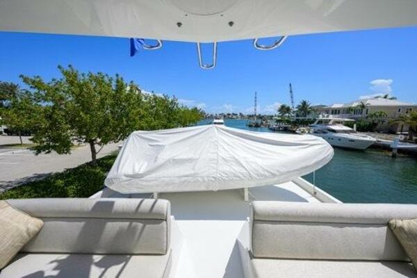 POMBOO 70ft Hatteras Yacht For Sale