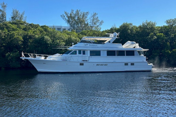 POMBOO 70ft Hatteras Yacht For Sale