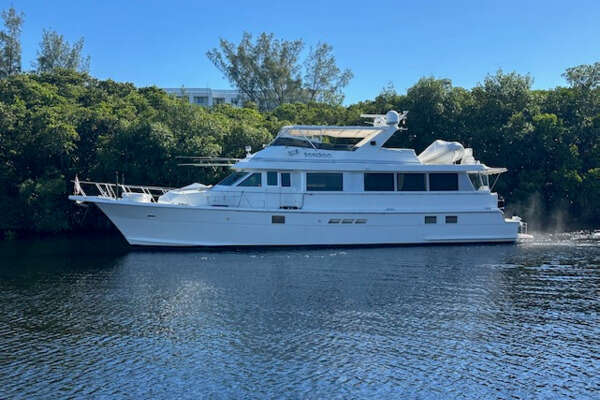 70-ft-Hatteras-1998-70 Cockpit-POMBOO Fort Lauderdale Florida United States  yacht for sale