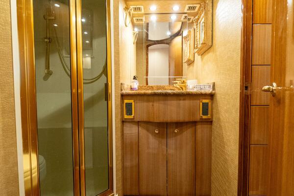 RUNNING OVER 68ft Viking Yacht For Sale