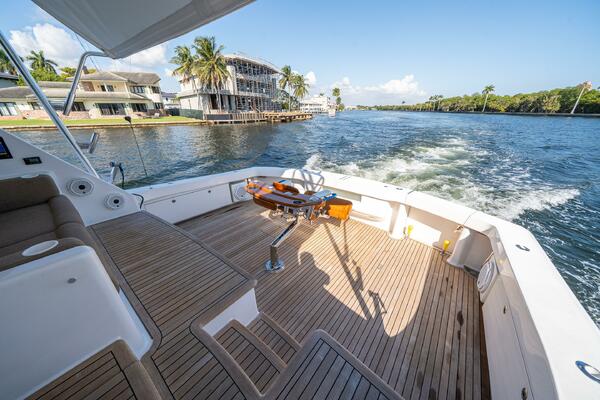 RUNNING OVER 68ft Viking Yacht For Sale