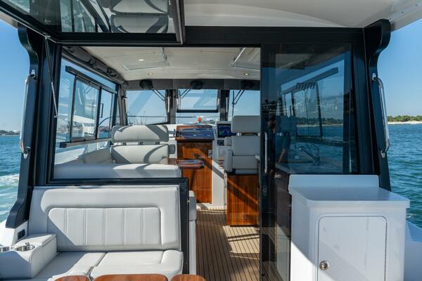 In Stock MJM 42 005 42ft MJM Yacht For Sale