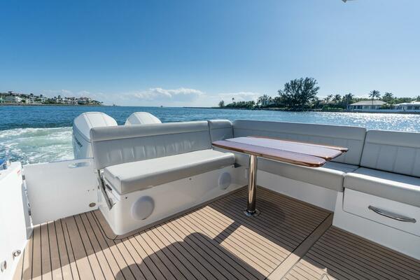 In Stock MJM 42 005 42ft MJM Yacht For Sale