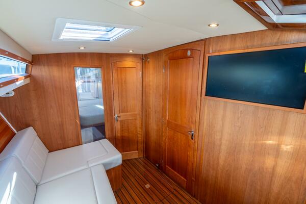In Stock MJM 42 005 42ft MJM Yacht For Sale