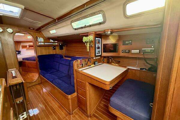 Photo of the 1991 J Boats J/47 "Tenacious"