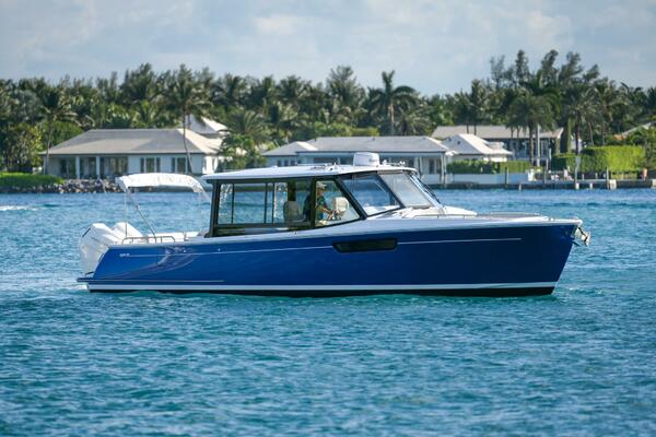 In stock 2026 MJM 3 053 38ft MJM Yacht For Sale
