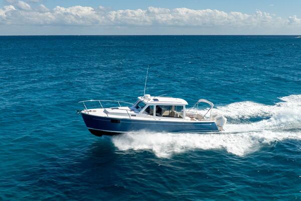 In Stock 2025 MJM 35 064 38ft MJM Yacht For Sale