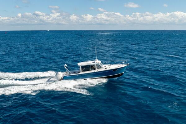 In Stock 2025 MJM 35 064 38ft MJM Yacht For Sale