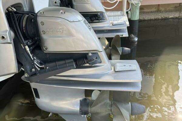 Formula 400 Super Sport FX8 Yacht For Sale