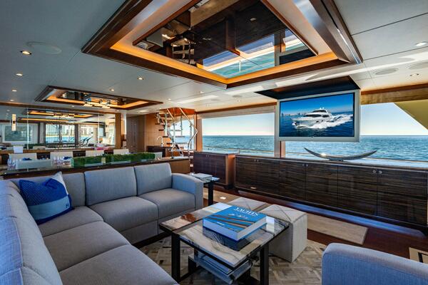 PALADIN 100ft Ocean Alexander Yacht For Sale