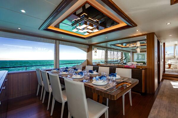 PALADIN 100ft Ocean Alexander Yacht For Sale