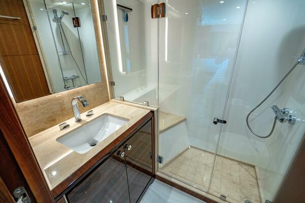 PALADIN 100ft Ocean Alexander Yacht For Sale