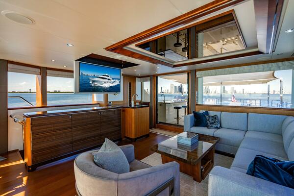 PALADIN 100ft Ocean Alexander Yacht For Sale
