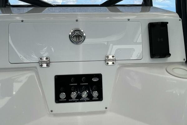 24ft Sea Fox Yacht For Sale