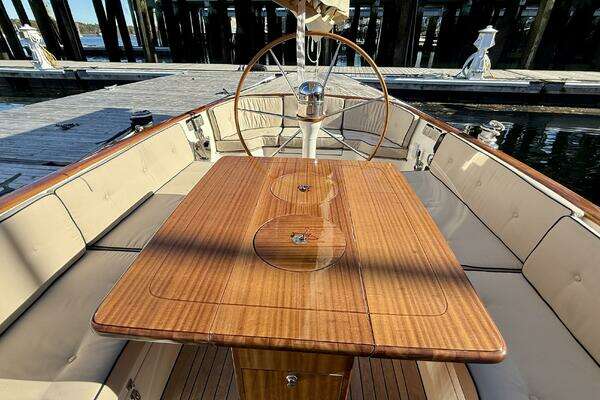 Leonardo Yachts Eagle 44 Yacht For Sale