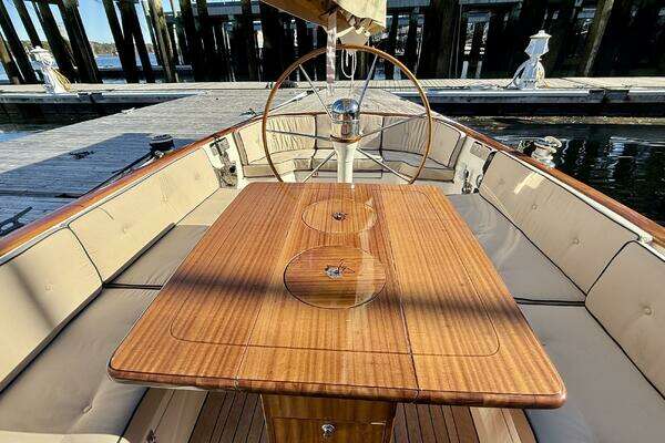 Leonardo Yachts Eagle 44 Yacht For Sale