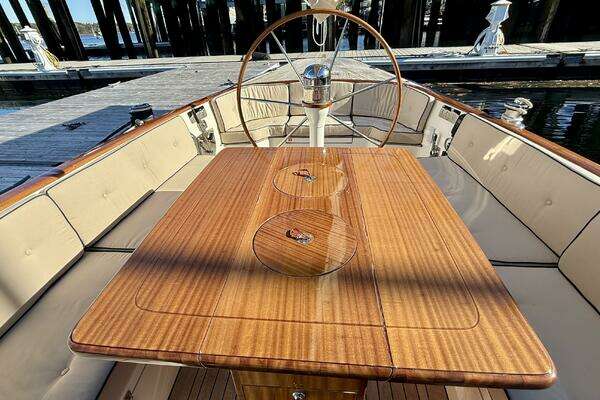 Leonardo Yachts Eagle 44 Yacht For Sale