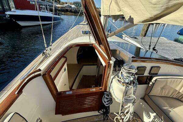 Leonardo Yachts Eagle 44 Yacht For Sale