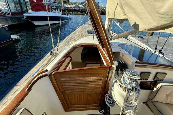 Leonardo Yachts Eagle 44 Yacht For Sale