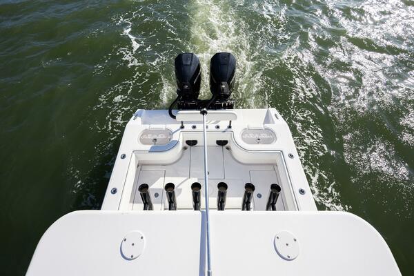 28ft SeaHunter Yacht For Sale