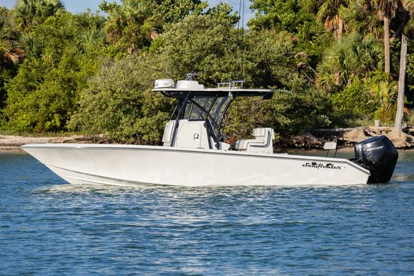 28ft SeaHunter Yacht For Sale