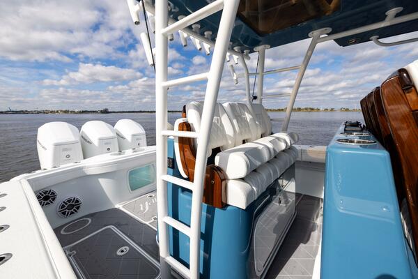 42ft Yellowfin Yacht For Sale