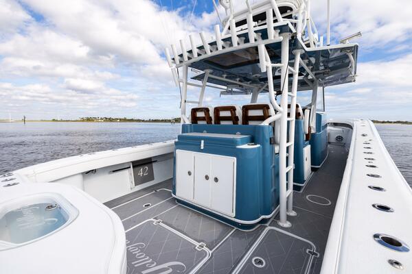 42ft Yellowfin Yacht For Sale