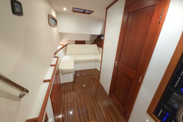 HIGH DEFINITION 47ft MJM Yacht For Sale