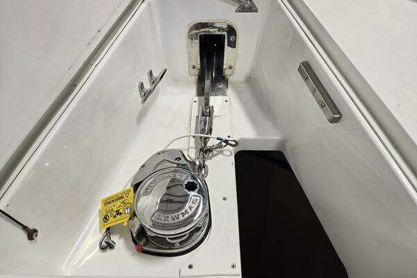 MJM 4 Yacht For Sale