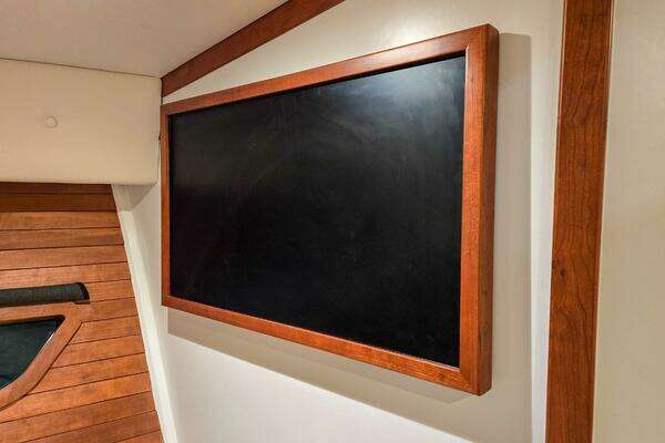 MJM 4 Yacht For Sale