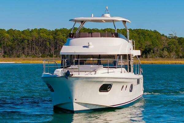Beneteau Swift Trawler Yacht For Sale