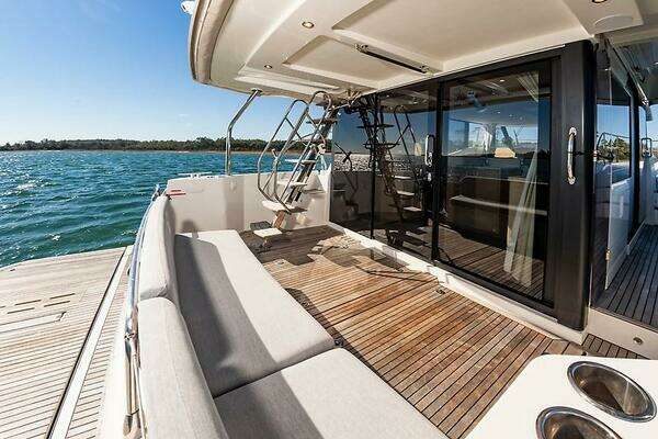 Beneteau Swift Trawler Yacht For Sale
