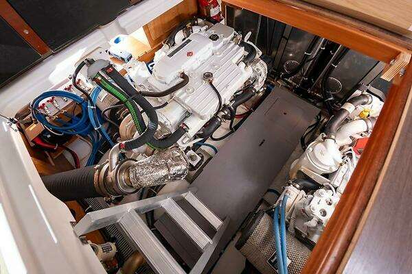 Beneteau Swift Trawler Yacht For Sale