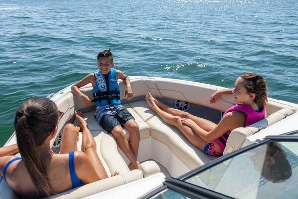 26ft Regal Yacht For Sale