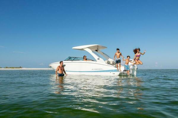 26ft Regal Yacht For Sale