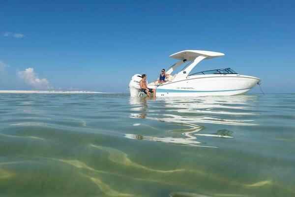 26ft Regal Yacht For Sale