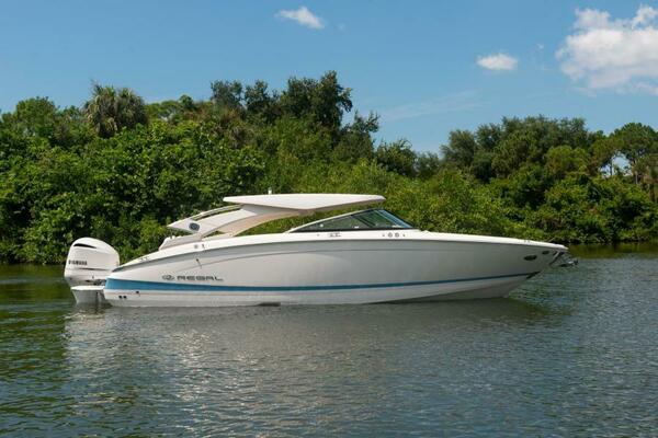 26ft Regal Yacht For Sale