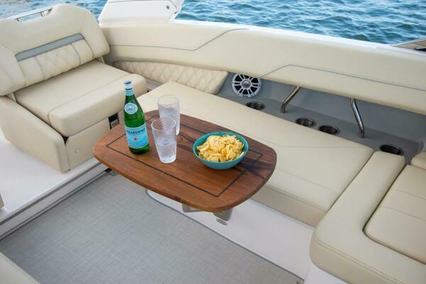 26ft Regal Yacht For Sale