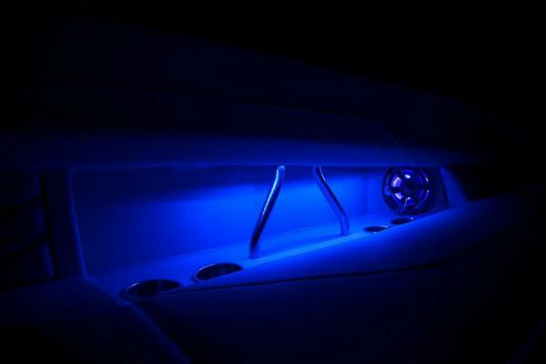 26ft Regal Yacht For Sale